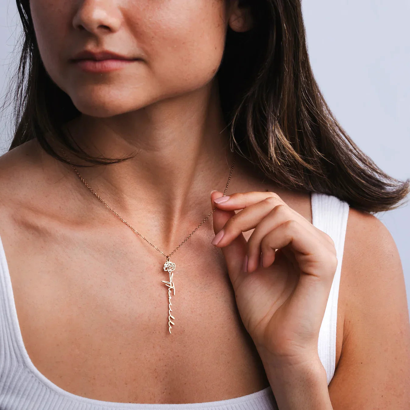 Personalizovaný náhrdelník s květinou narození a jménem